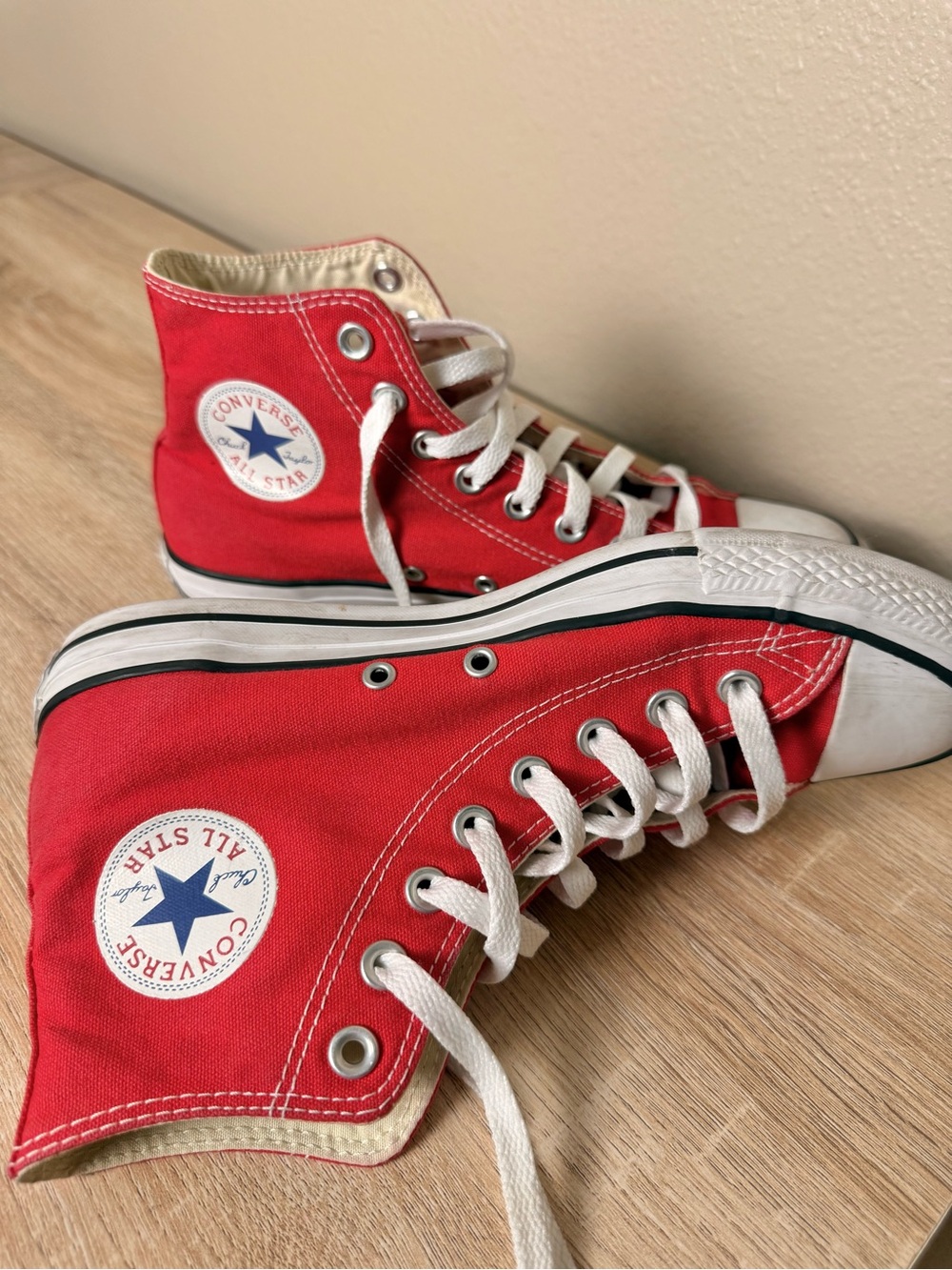 Converse Red High-Top Sneakers M7/W9